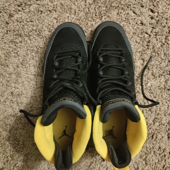 Air Jordans Retro 9s - Picture 5 of 5